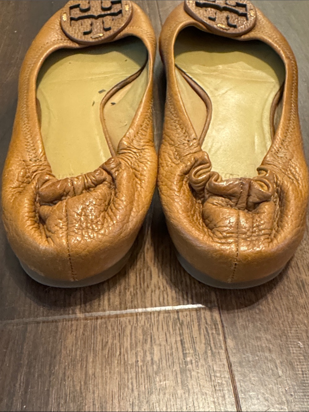 Tory Burch Tan Leather Logo Ballet Flats Size 9 - Picture 5 of 7